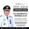 Pj Bupati Tulang Bawang Drs Qudrotul Ikhwan MM, Raih Penghargaan The Best Leader Public Service di IMM Asia Awards 2023