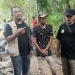 Prihatin Kondisi Jalan Desa Sukadaya Rusak, Forwatu Banten Berikan Bantuan dan Gotong Royong Bersama Warga