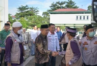 PJ Bupati Pringsewu Marindo Kurniawan Sambut Kedatangan Jamaah Haji Kloter 14 asal Kabupaten Pringsewu